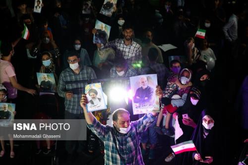 روزنامه ها یك روز بعد از معرفی رئیس جمهور هشتم