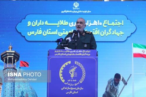 ایرانی مستقل و خوداتکا می خواهیم