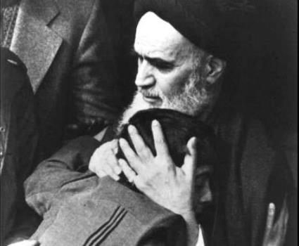 جوانان در سویدای دل بنیانگذار