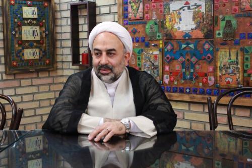کاش آقای جنتی هم به آقای صدیقی اقتدا کنند