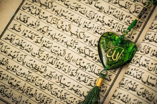 برگزاری نمایشگاه تاریخ کتابت قرآن در موزه هیوستون آمریکا