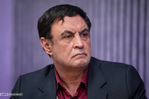 فارغ از قضاوت در رابطه با درستی یا نادرستی برجام باید مسئولیت امضای آنرا بپذیرند