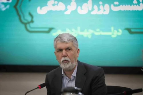 جامعه ایرانی با تاکید بر دینداری و مقاومت سرمایه ای عظیم برای کشور است