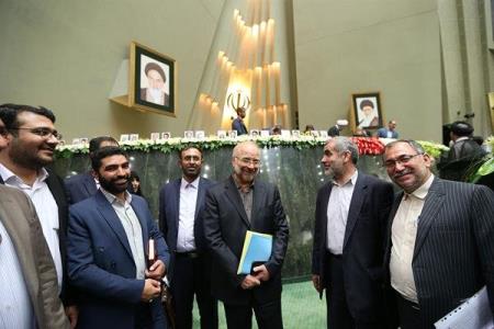 مجمع عمومی فراكسیون اكثریت مجلس هفته آینده تشكیل می شود