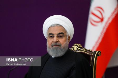 روحانی: امیدوارم با افتخار ماه های پرخطر پیش رو را از سر بگذرانیم