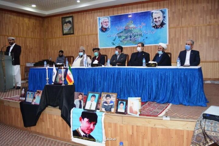 مراسم تجلیل از سردارسلیمانی و شهدای مقاومت در پیشاور پاكستان برگزار گردید