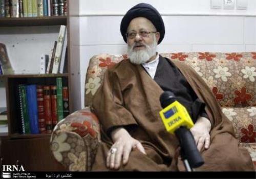 چندصدایی در سیاست خارجی باعث تضعیف نظام است